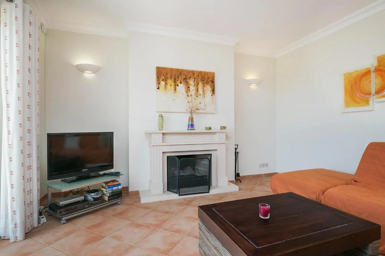 Abf36V2 Charming 2 Bdr Villa Located Only A Few Mi Albufeira Portugal