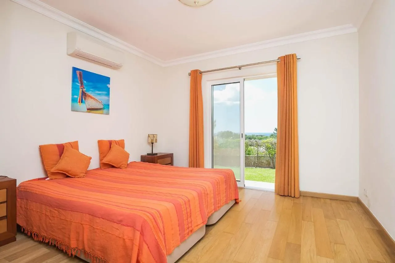 Abf36V2 Charming 2 Bdr Villa Located Only A Few Mi Albufeira