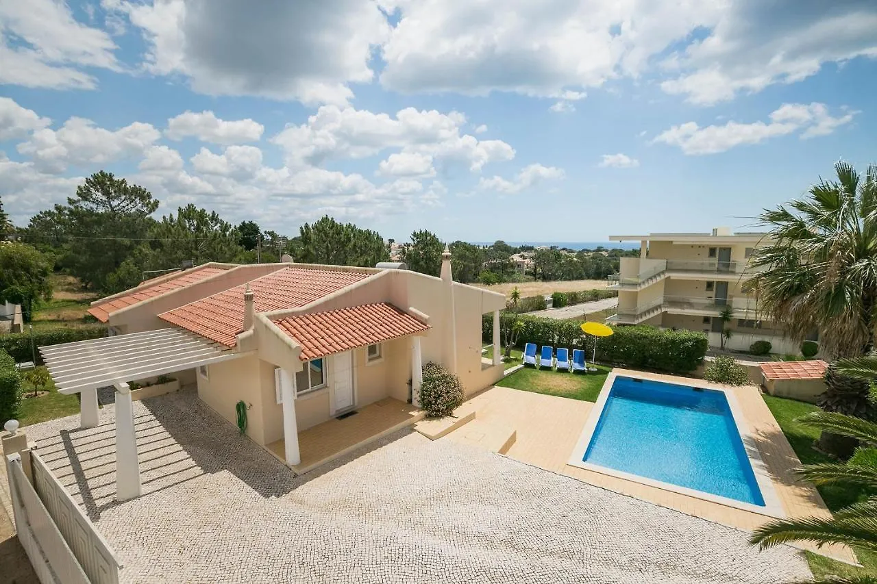 Abf36V2 Charming 2 Bdr Villa Located Only A Few Mi Albufeira