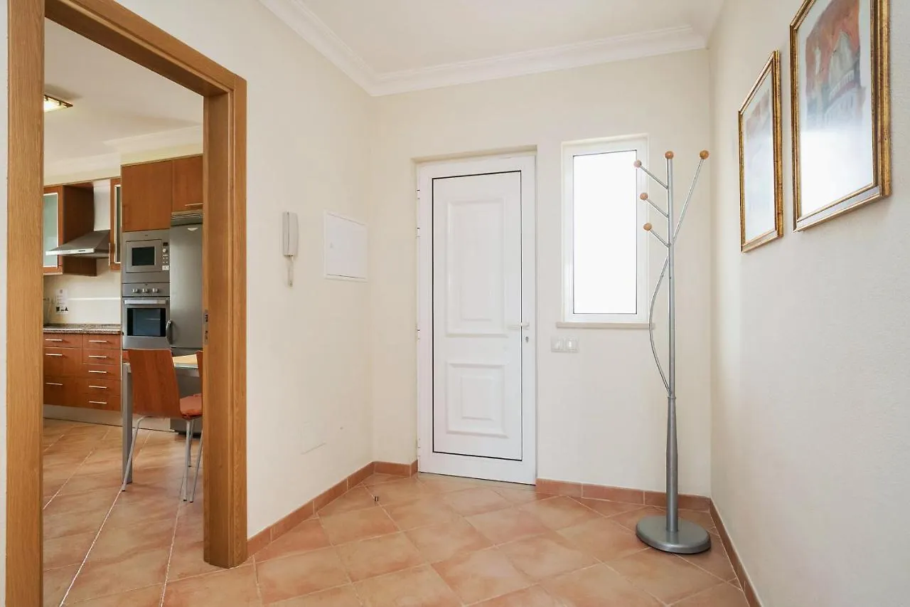 Abf36V2 Charming 2 Bdr Villa Located Only A Few Mi Albufeira