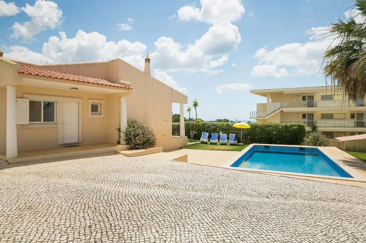 Abf36V2 Charming 2 Bdr Villa Located Only A Few Mi Albufeira